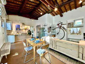 Bright House with terrace in Santa Croce